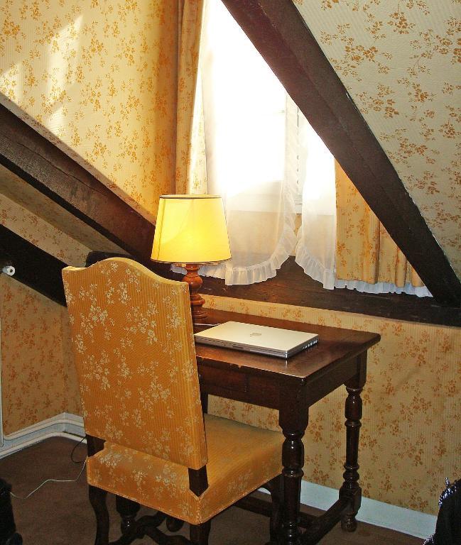 Hotel de la Bretonnerie Paris Chambre photo